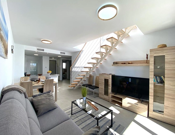 2 dormitorios con solárium